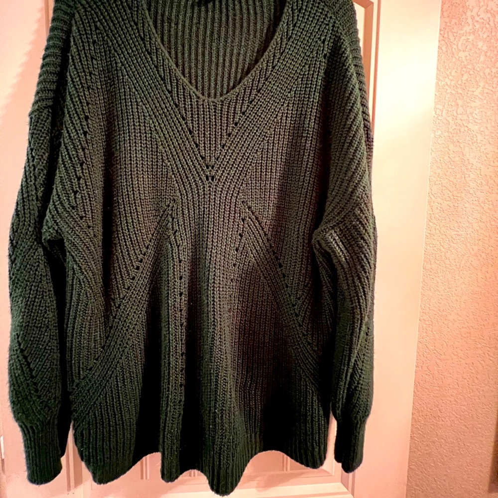 Worn once, baggy cute sweater!